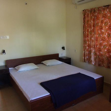 Empire Guest House Калангуте Екстериор снимка