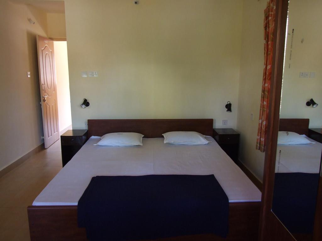 Empire Guest House Калангуте Екстериор снимка